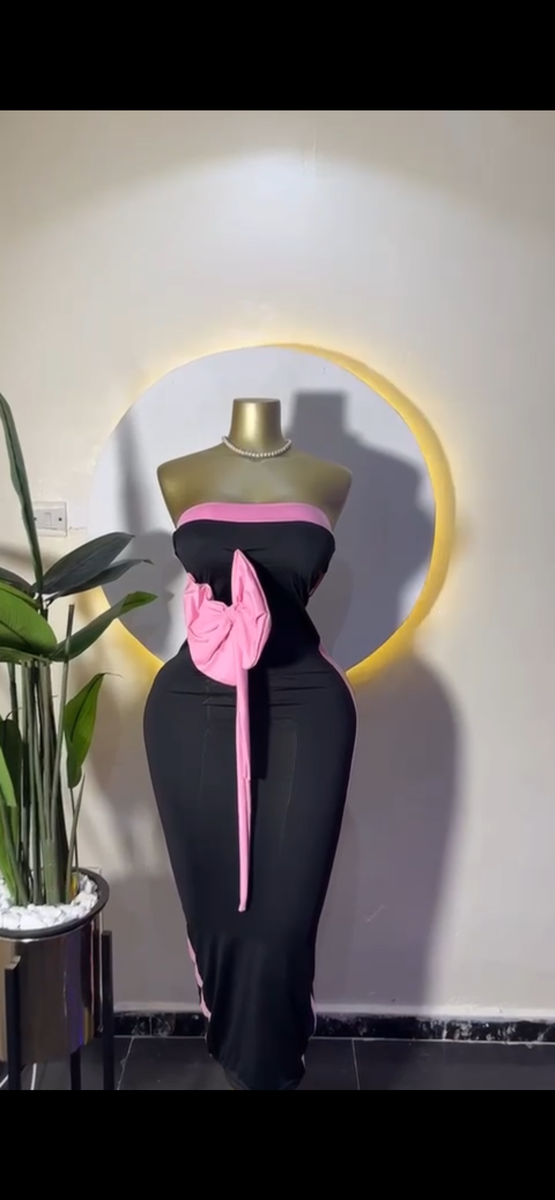 Robe élégante sans manches