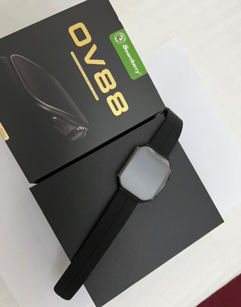 Montre intelligente élégante OV88