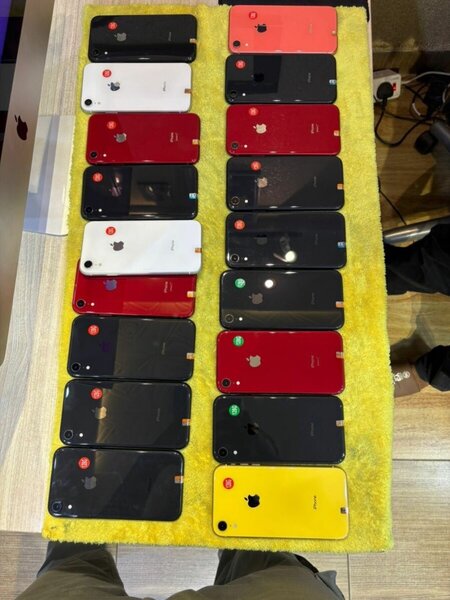 iPhone XR 128GB (All colors available)