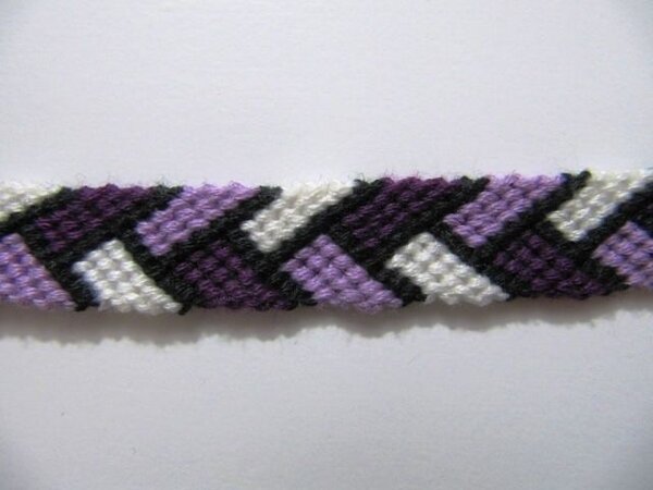 Bracelet en corde tissée