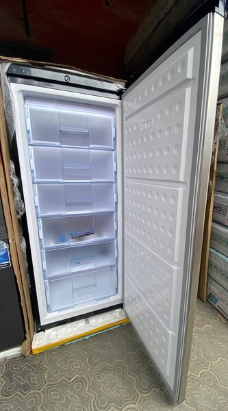 Congélateur verticale 6