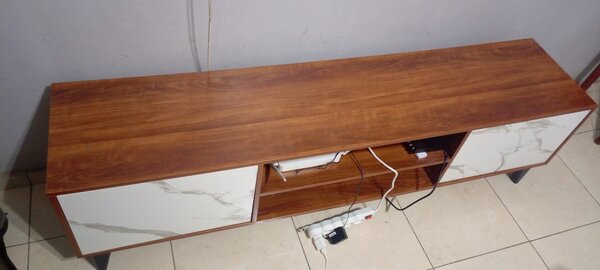 Meuble TV en bois moderne