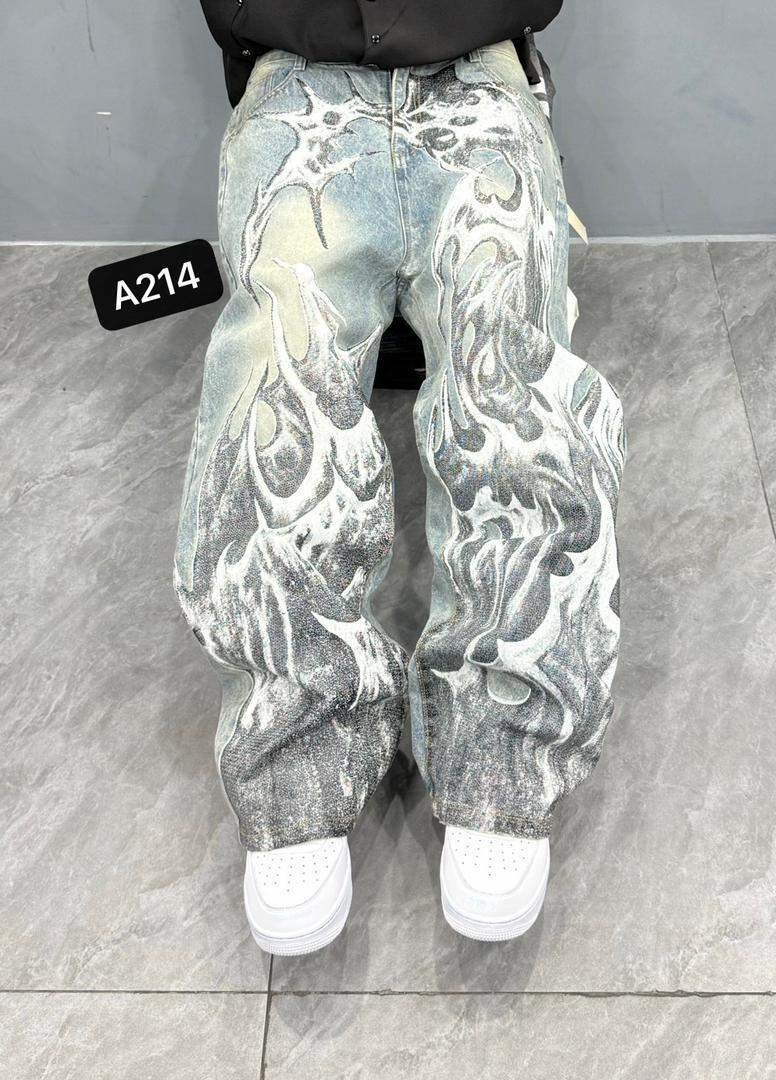 Jean artistique décontracté