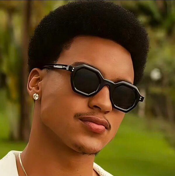 Lunettes de soleil élégantes