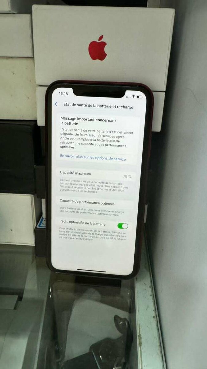 *iphone Xr 64g sans id : 80.000