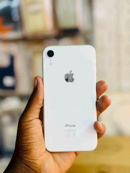 iPhone XR Blanc