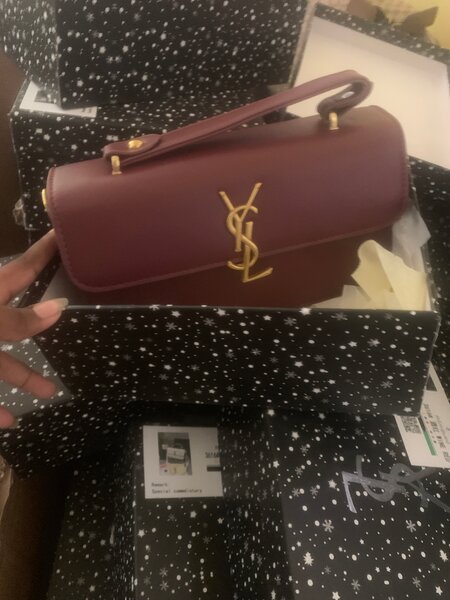 Sac à main en cuir luxueux