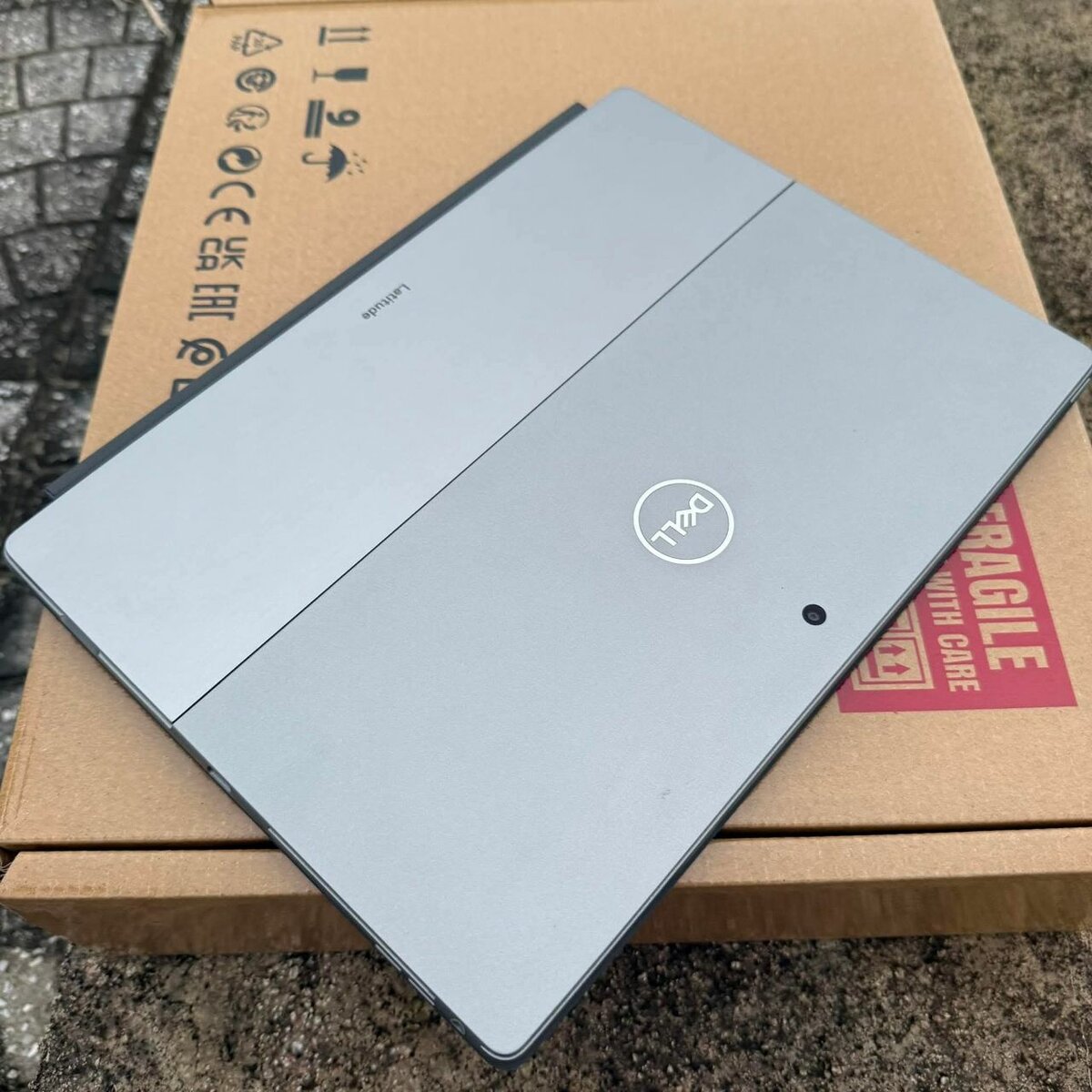 Dell 7200 2-en-1 détachable