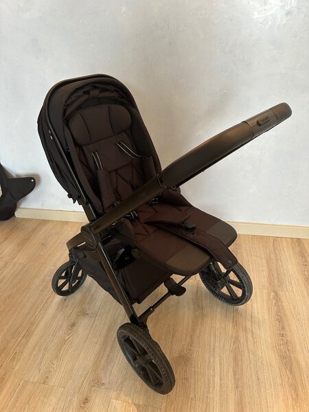 Коляска CARRELLA OMEGA