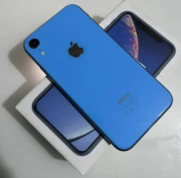 iPhone XR Bleu 64 Go