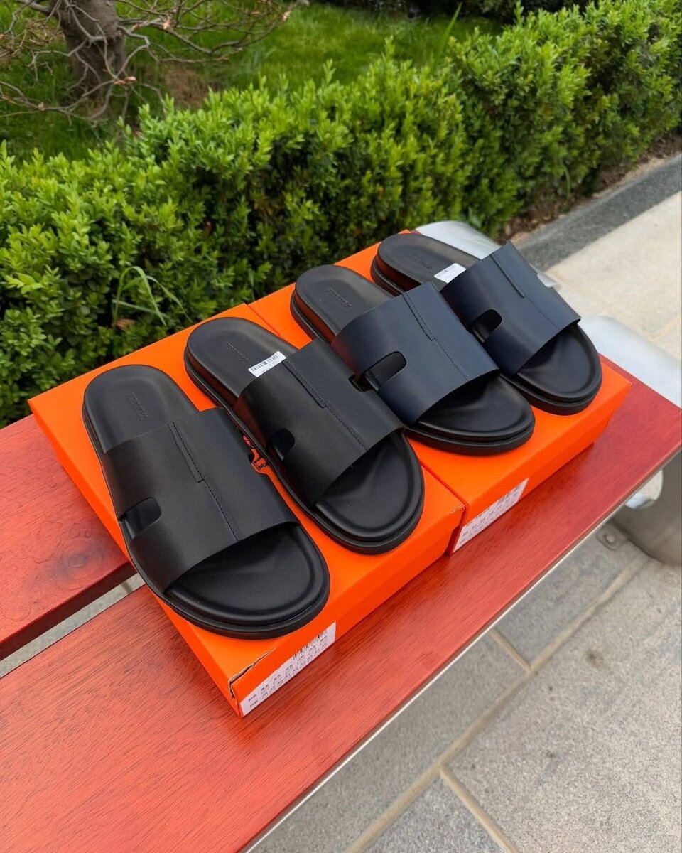 Sandales noires élégantes