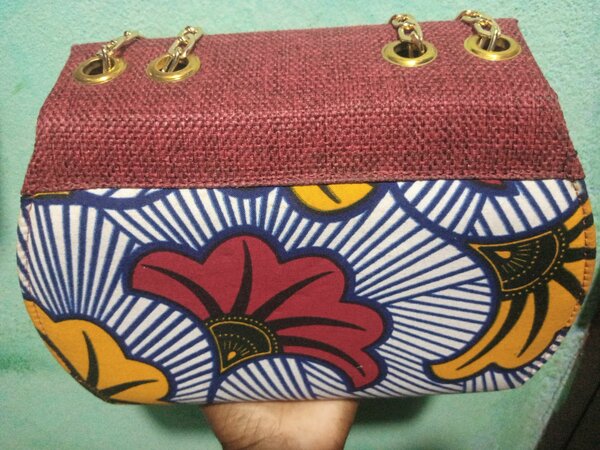 Sac à main en motifs de pagne 