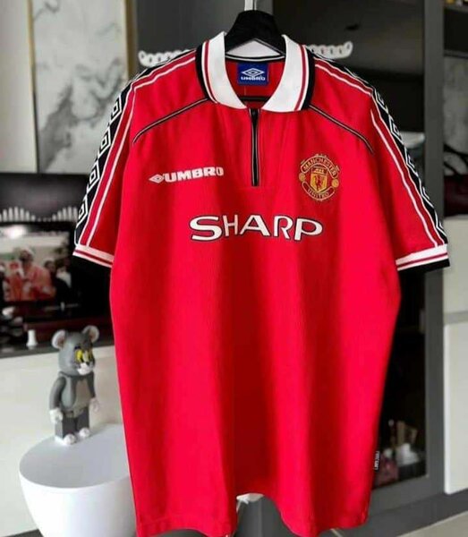 Manchester United Retro Jersey