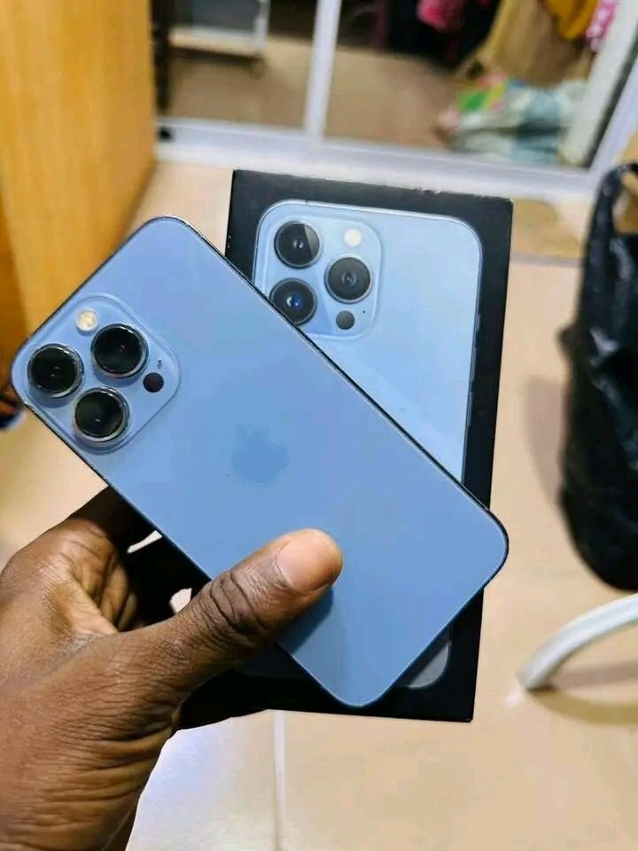 iPhone 13 Pro Max 128 Go Bleu