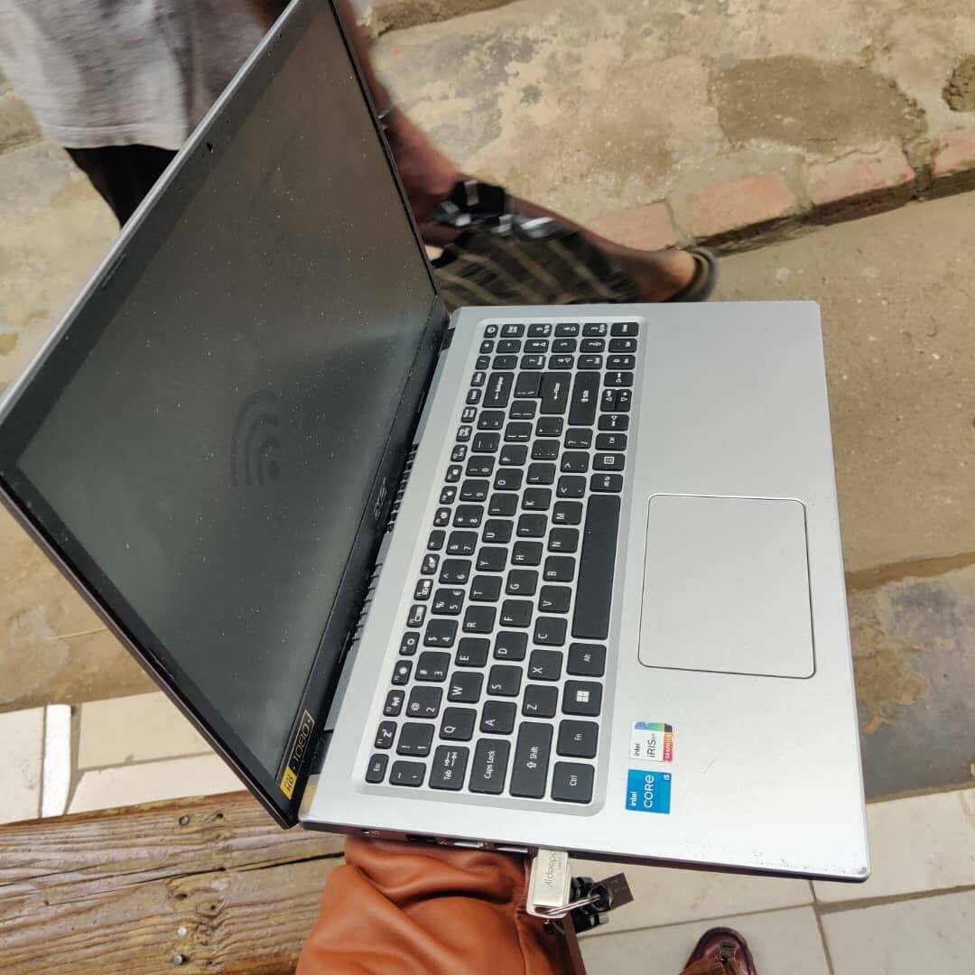 Laptop