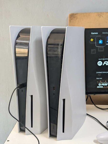 Chipped Nintendo switch & playstation 5