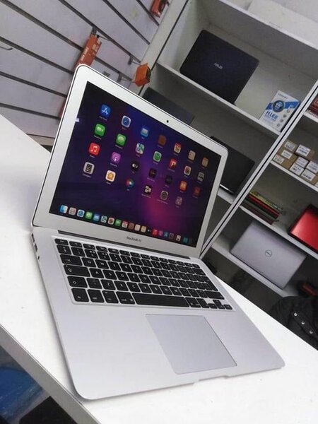 MacBook air 2013 core i7