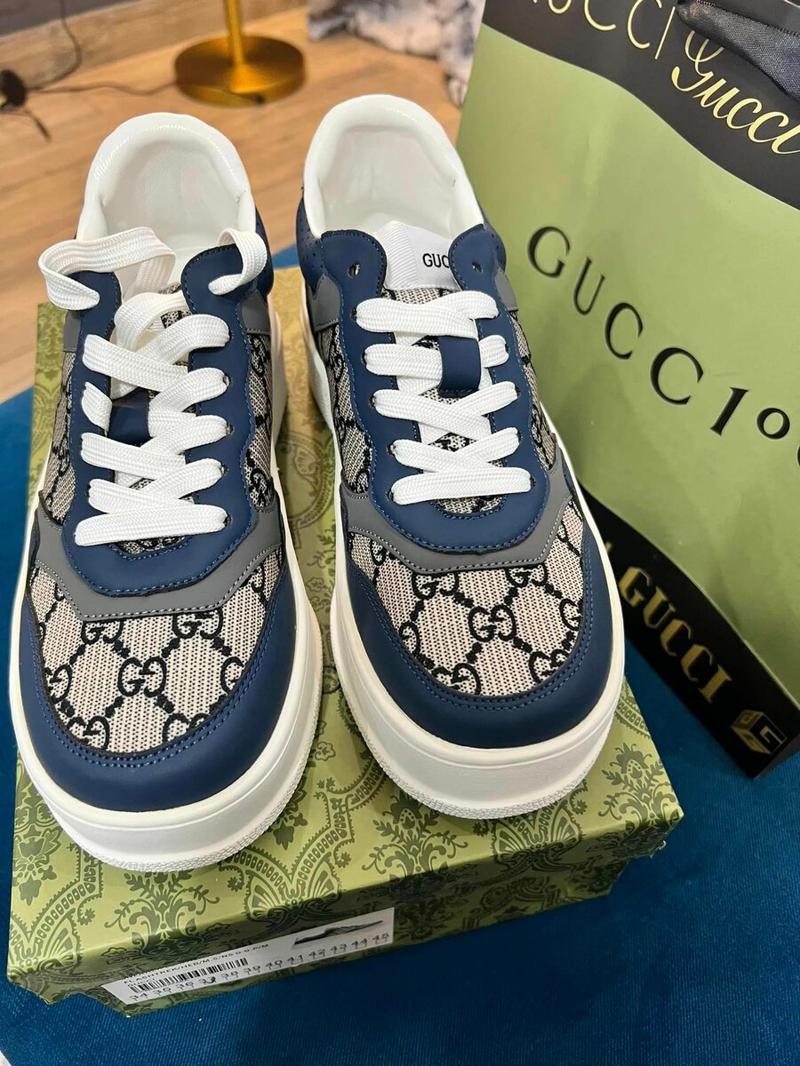 Stylish women's sneakers Gucci