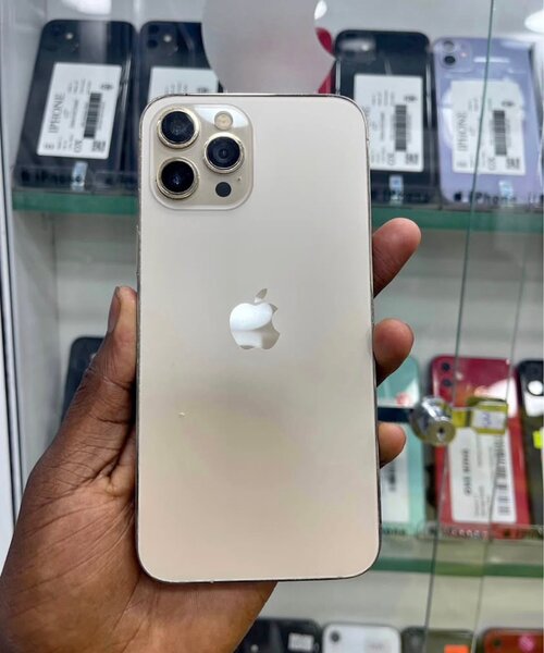 iPhone 14Pro Max doré