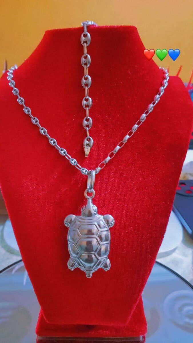 Collier en argent avec pendentif
