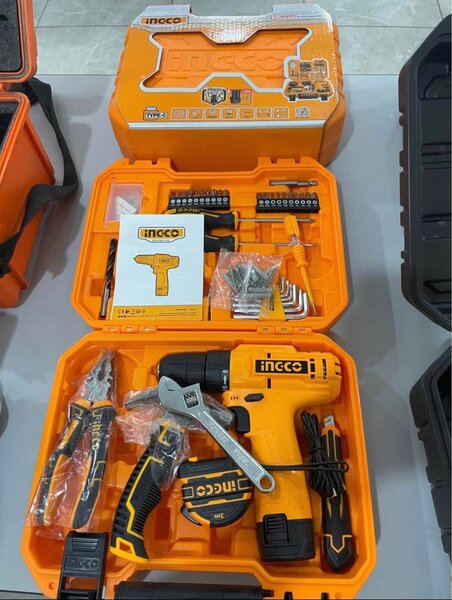 Perceuse Électrique Avec Accessoires