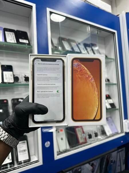 iPhone XR Jaune Débloqué