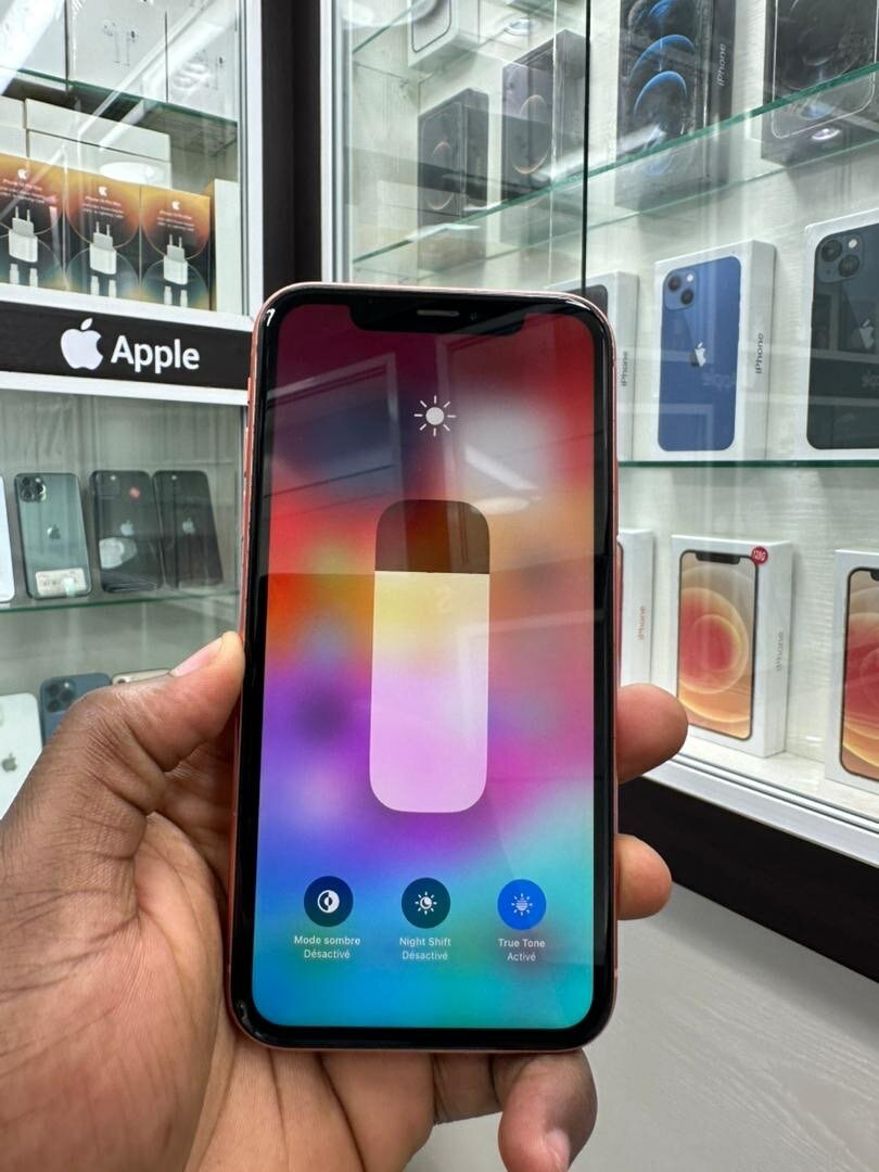 iPhone XR