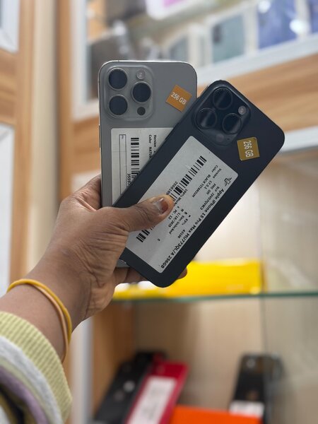 iPhone 15 pro max 256g