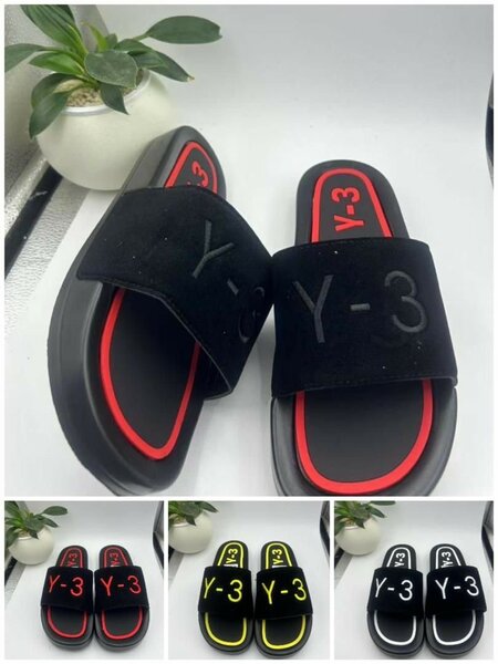 Tongs Y-3 Élégantes et Confortables