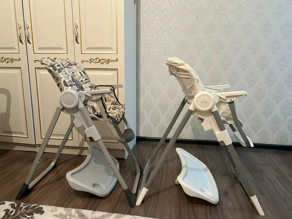 Стульчик для кормления 2 шт белый и серый