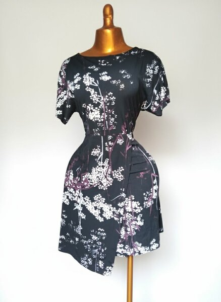 Robe élégante florale