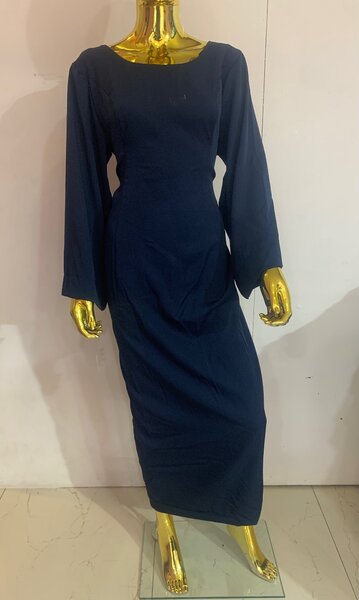 Robe élégante bleu foncé