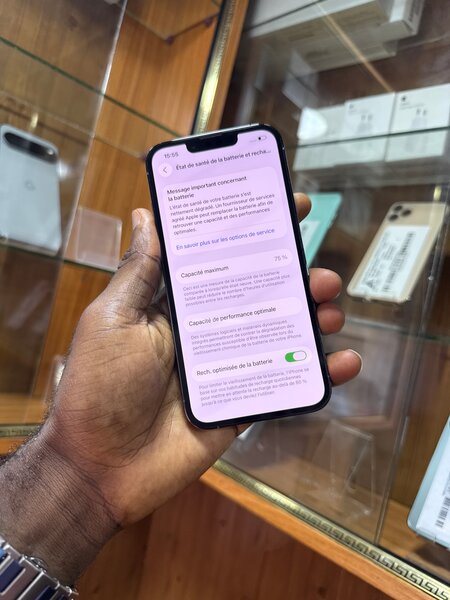 IPhone 13 Pro très propre