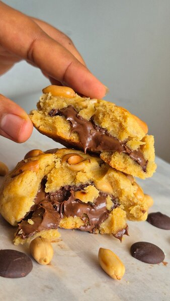 Cookies au chocolat et cacahuètes