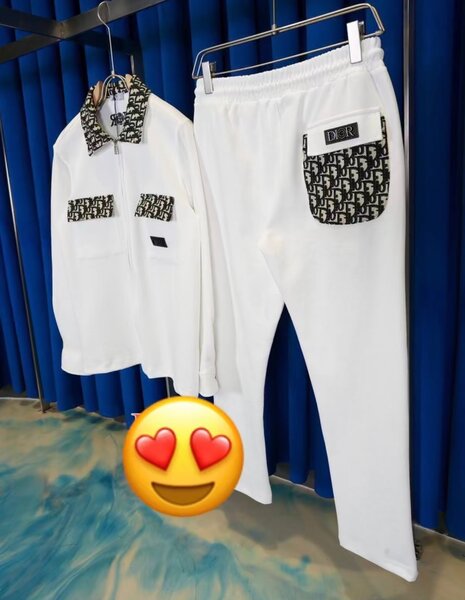 Ensemble de survêtement élégant