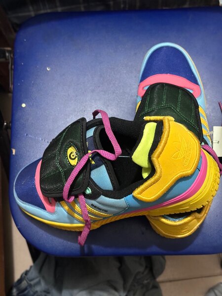 Sneakers colorés en édition limitée