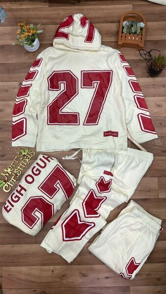 Ensemble de survêtement à capuche