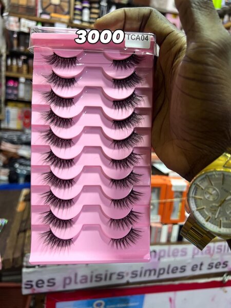 Premium False Eyelash Set