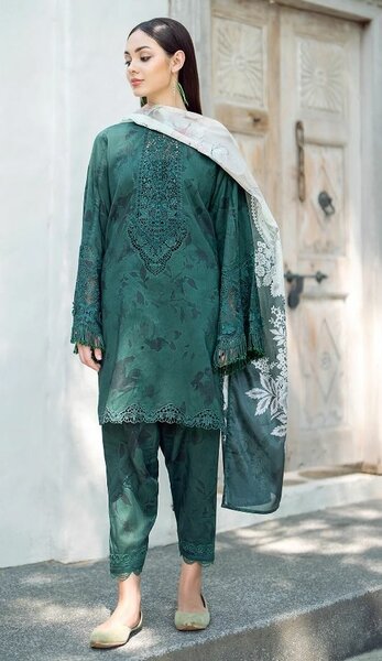 3 piece suit lawn