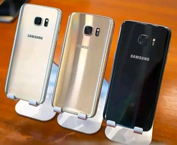 Samsung Galaxy S8 - Triple