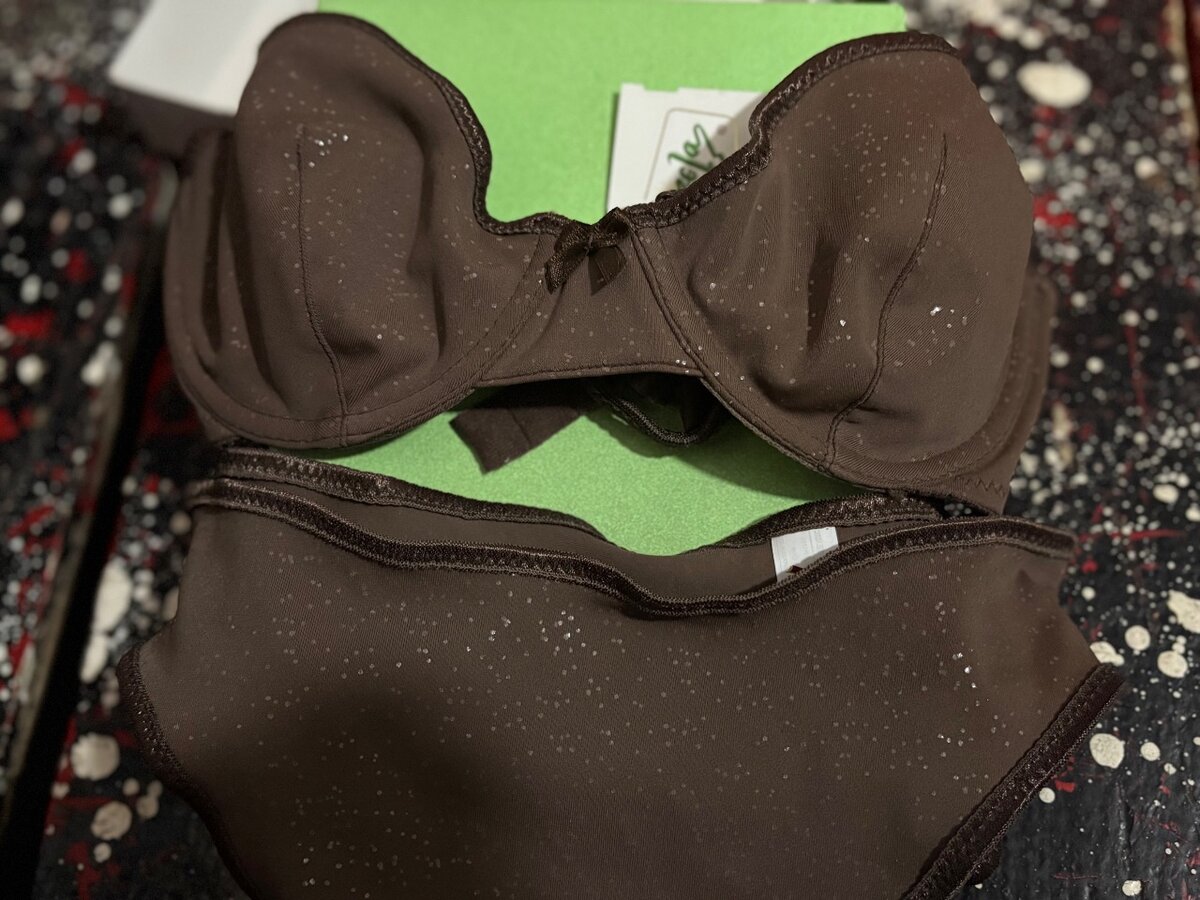 Lingerie marron ensemble slip