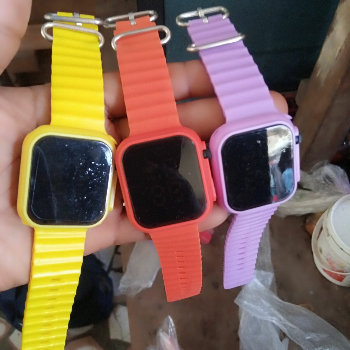 (3 PIÈCES 5000f)MONTRE ENFANTS, LUMINEUX LED, NUMÉRIQUES