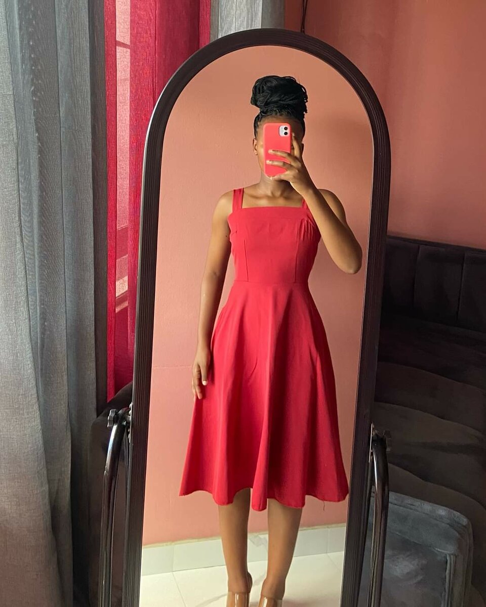 Dress Size M (UK 10)