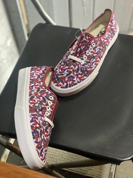 Baskets imprimées colorées