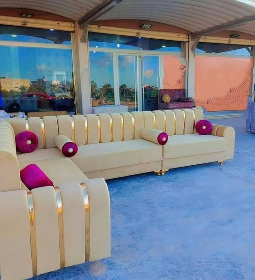 brown pink furniture set