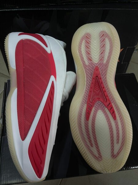 BASKETBALL AE 2 RED AND WHITE