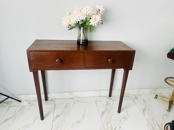 Console table