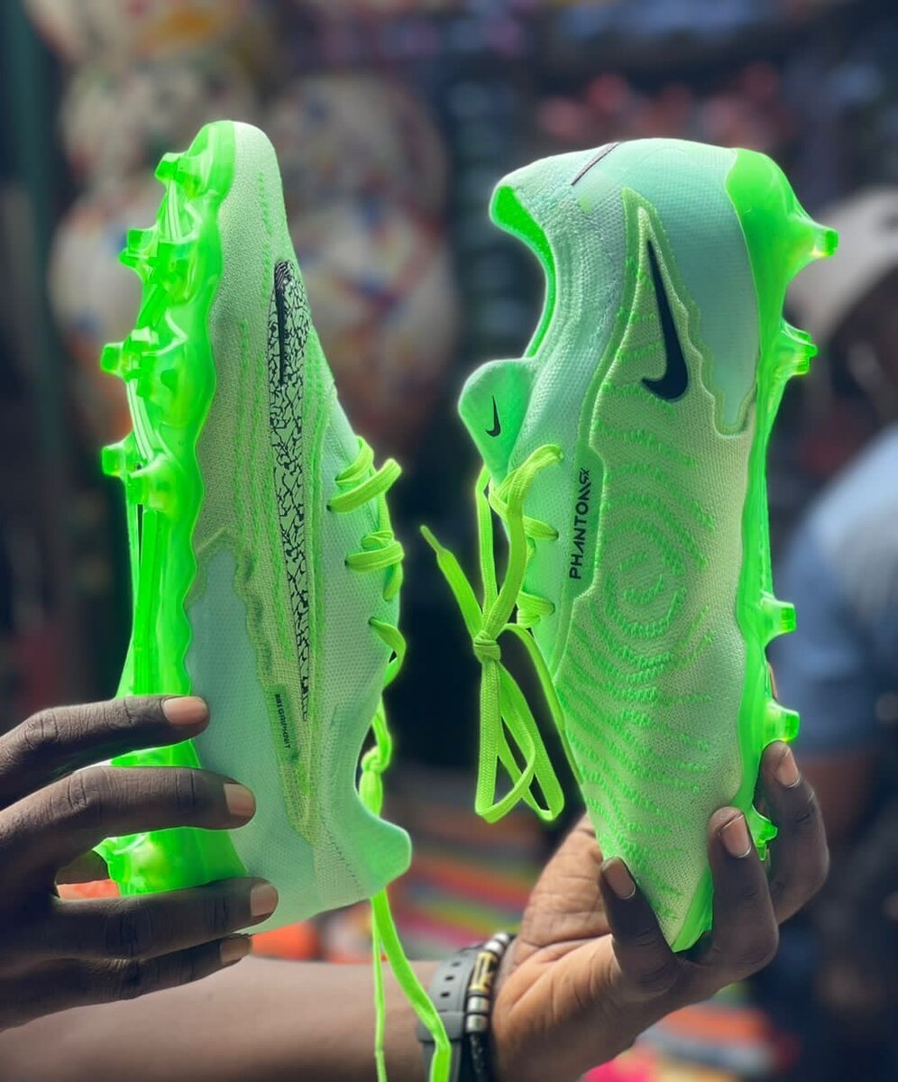 Chaussures de Football Vertes