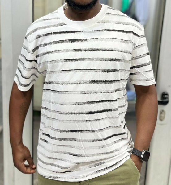 T-shirt rayé décontracté