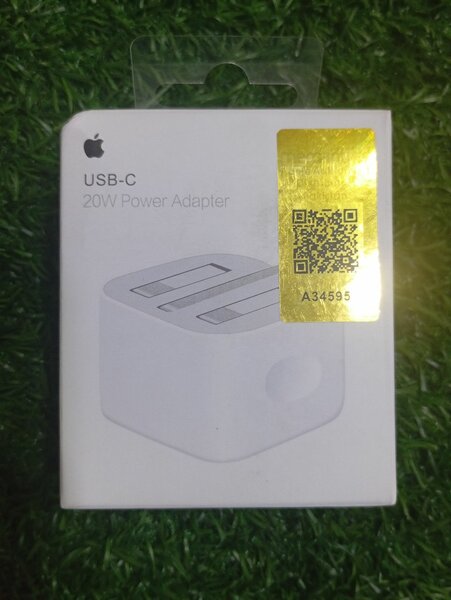 Mercantile Apple 20W Power Adapter